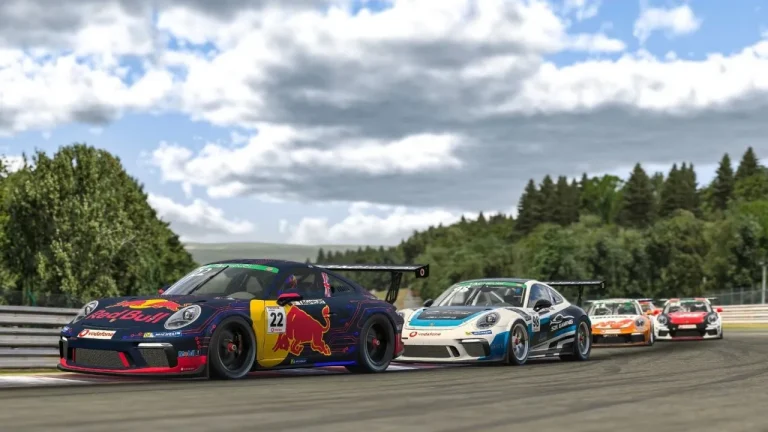 Porsche Esports Supercup: Job comanda la carrera hacia la victoria